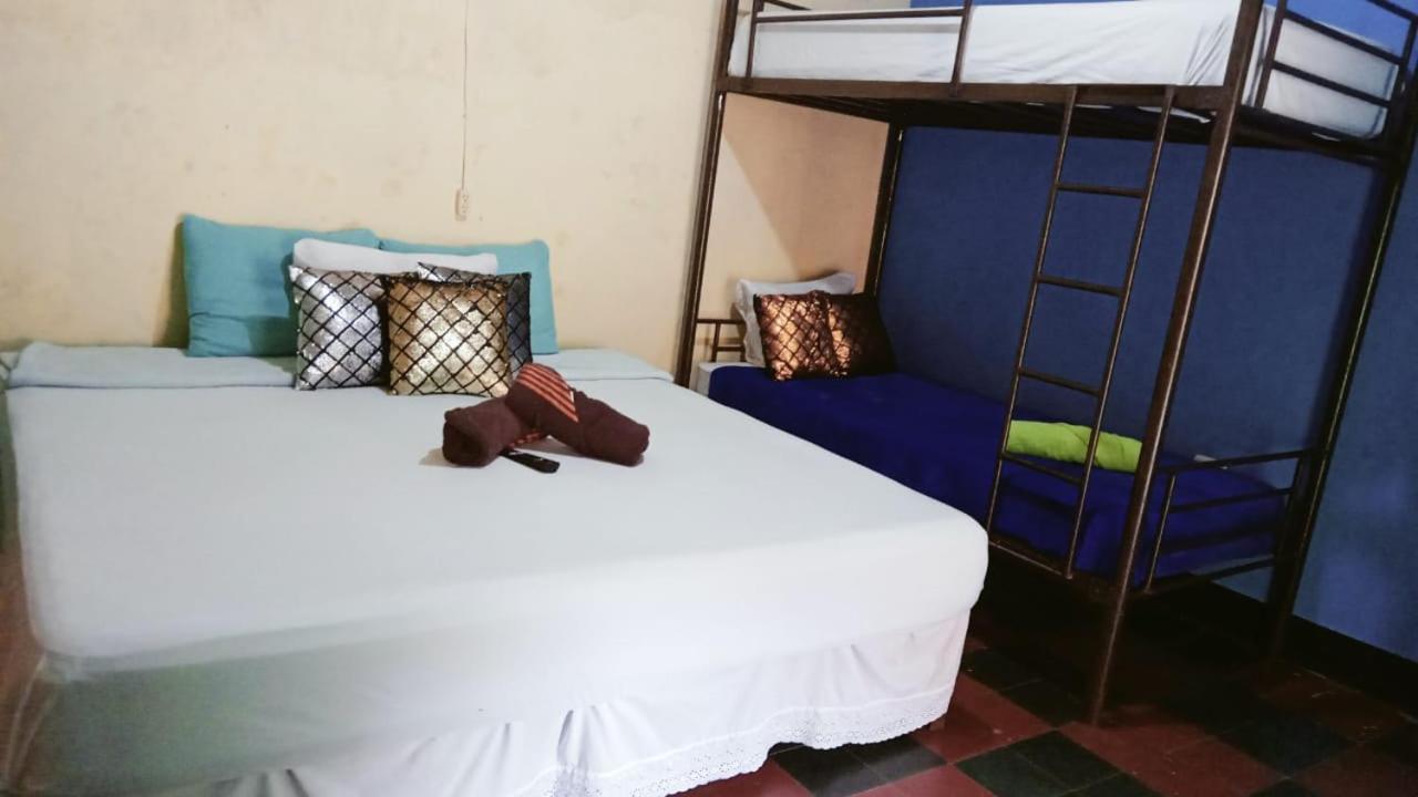 Hotel City Of Dreams Antigua Bagian luar foto
