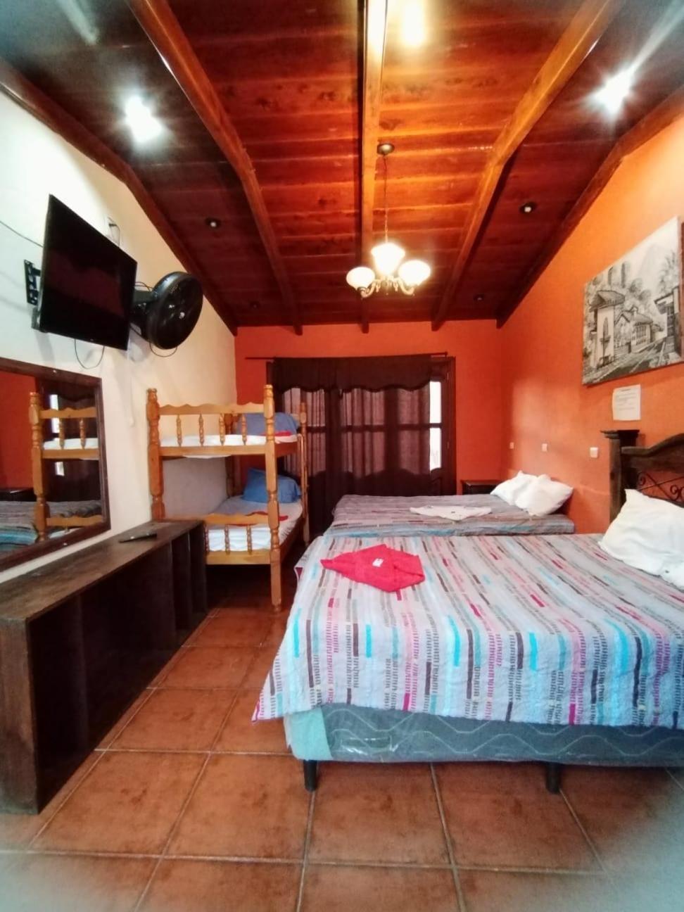 Hotel City Of Dreams Antigua Bagian luar foto