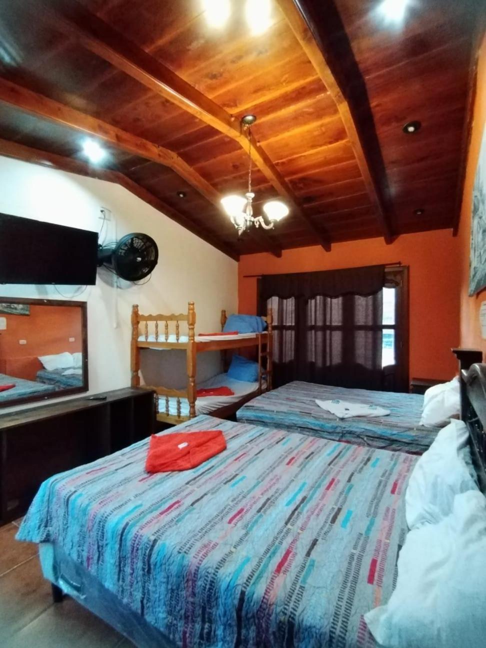 Hotel City Of Dreams Antigua Bagian luar foto